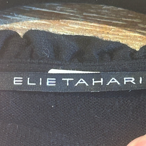 Elie Tahari Silk/ Cashmere Statement Cardigan! - Picture 10 of 13